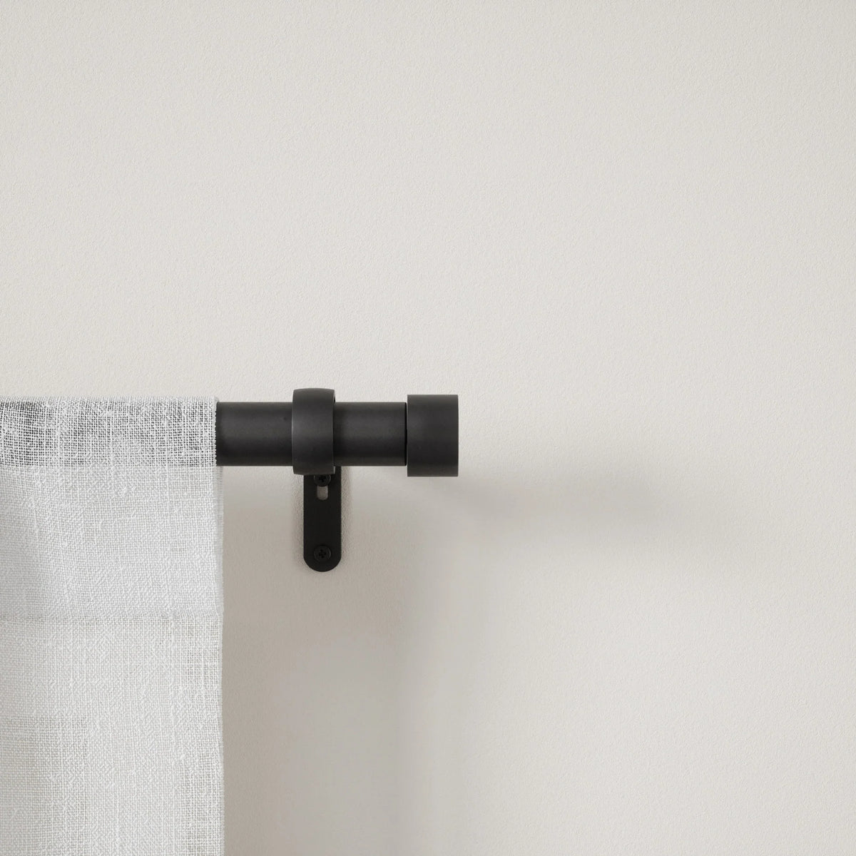 Cappa Curtain Rod